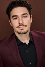 Ethan Itzkow في دور The Guy
