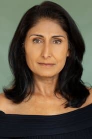 Renu Brindle dans le rôle de Marta