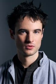 Tom Sturridge في دور Everett Millais