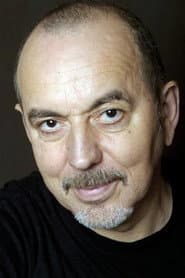 Christian Gazio في دور Brigadier chef