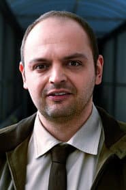 Dragan Vujic في دور Pirmin