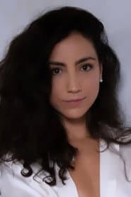 Karla Cruz dans le rôle de Rocio (Mucama)