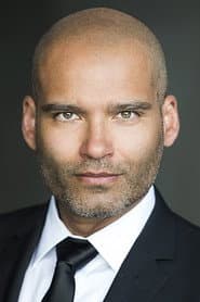 Shaker Paleja as Kris Banjee