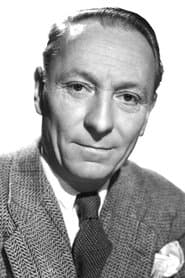 William Hartnell في دور Cartley, Hawlett Manager