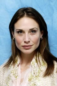 Claire Forlani dans le rôle de Gina Cardinale