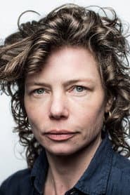 Suzan Boogaerdt في دور Mother