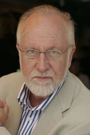 J. Patrick McNamara dans le rôle de Doctor