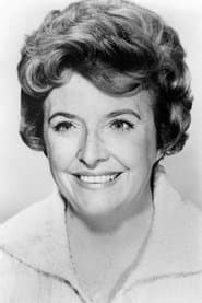 Peggy Cass dans le rôle de Agnes Gooch