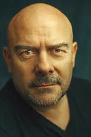 Paul Garrett في دور Christophe