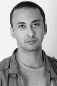 Haydar Salishz as Niko