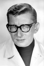 Robert Mulligan في دور Narrator (voice) (uncredited)