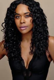 Raquel Lee dans le rôle de Terri