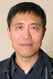 Fang Yu في دور Chinese Representative