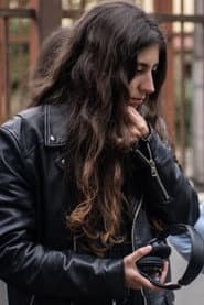 Laura Canavezi dans le rôle de Professora