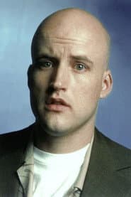 Lightfield Lewis في دور Bud Hollowhead