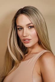 Adela Stroffekova في دور Lucie