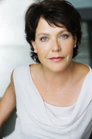 Janina Hartwig في دور Rosi Faber