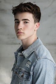 Riccardo Drayton as Darren