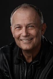 Michael Kopsa as Lavin Skee (voice)