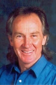 Peter McKenzie في دور Venture Crew
