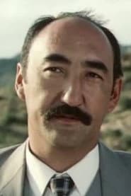 Ашир Чокубаев في دور Kasen