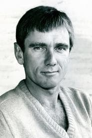 John Hargreaves في دور Frank Baker