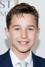 Wyatt White في دور Linus (voice)