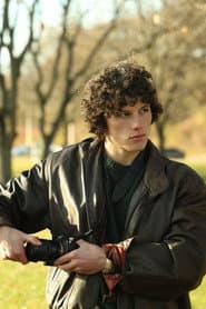 Ezra Benardino في دور Eli