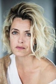 Aurélie Boquien dans le rôle de Madame Dunoyer