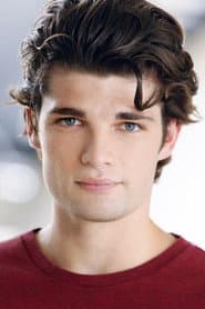Luke Meissner dans le rôle de Chris