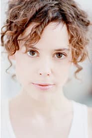 Delphine Rivière as Samia
