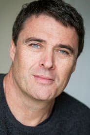 Christopher Hobbs dans le rôle de Kevin Jones