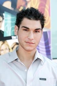 Brad Bufanda dans le rôle de Steve