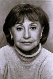 Rose Gregorio dans le rôle de Loren Ellman