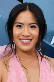 Melissa Tang dans le rôle de Liz