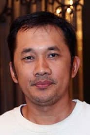 Hanung Bramantyo في دور Himself (as Hanung Bramantyo)