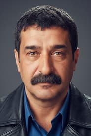 Yaman Tarcan في دور Hademe