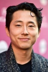 Steven Yeun dans le rôle de Bo (voice)