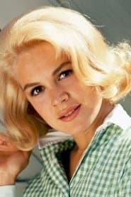 Sylvia Saurel في دور Jacqueline Bouillotte, fille naturelle de Bertrand et Germaine