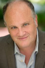 Brett Eidman dans le rôle de Carl McGavin