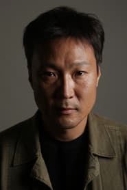 Jung Hyung-suk as Mr. Hwang