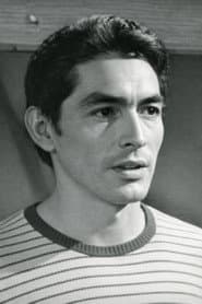César Torres dans le rôle de Constant
