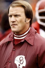 Barry Switzer dans le rôle de Self