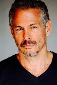 Kevin Bernhardt في دور Billy