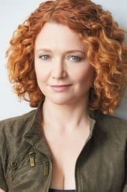 Karyn Dwyer في دور Maggie
