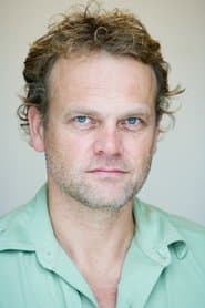 Reinout Bussemaker dans le rôle de Carl Mathijsen
