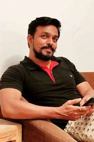 Prashant Uthale dans le rôle de Damodarpant Chapekar