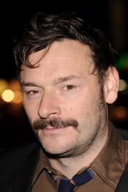 Julian Barratt dans le rôle de Phil