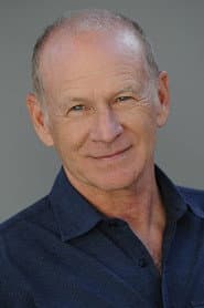 Michael Mantell dans le rôle de Mr. Dale