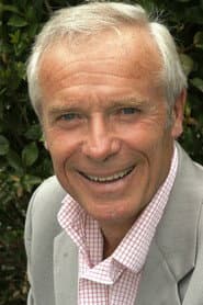 Pierre Douglas في دور Marquetti